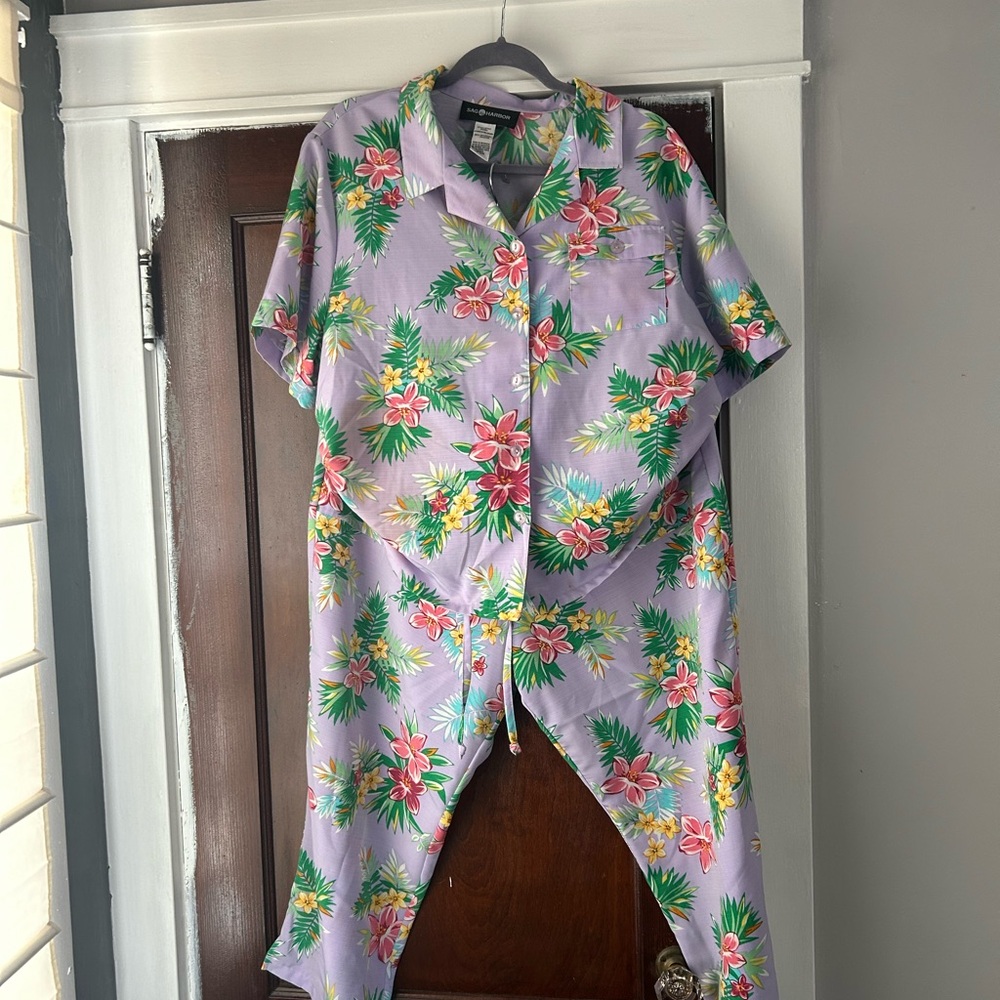 Vintage Sag Harbor Floral set
